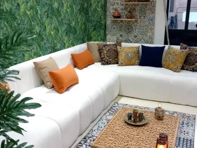 Canapé d'angle velours sur mesure — TOWKIA tapissier Tanger