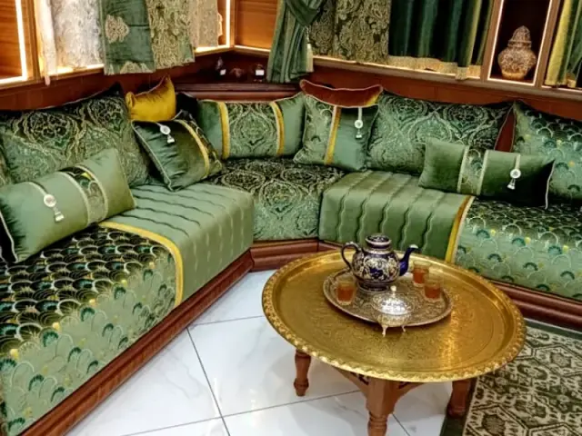 Salon marocain moderne lin naturel — TOWKIA Tanger